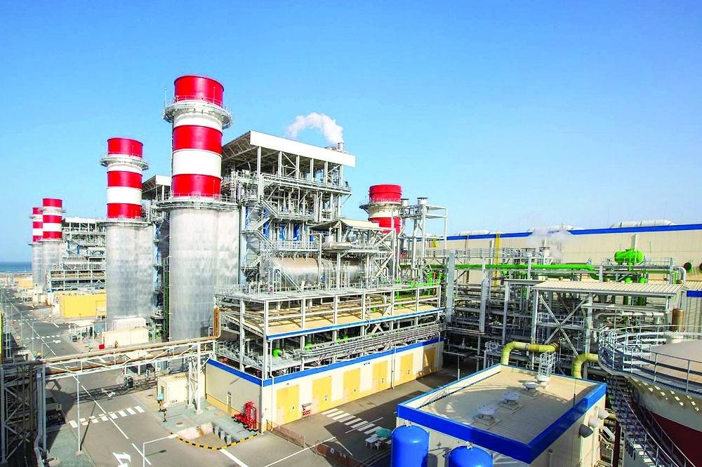 محطة كهرباء في سلطنة عمان