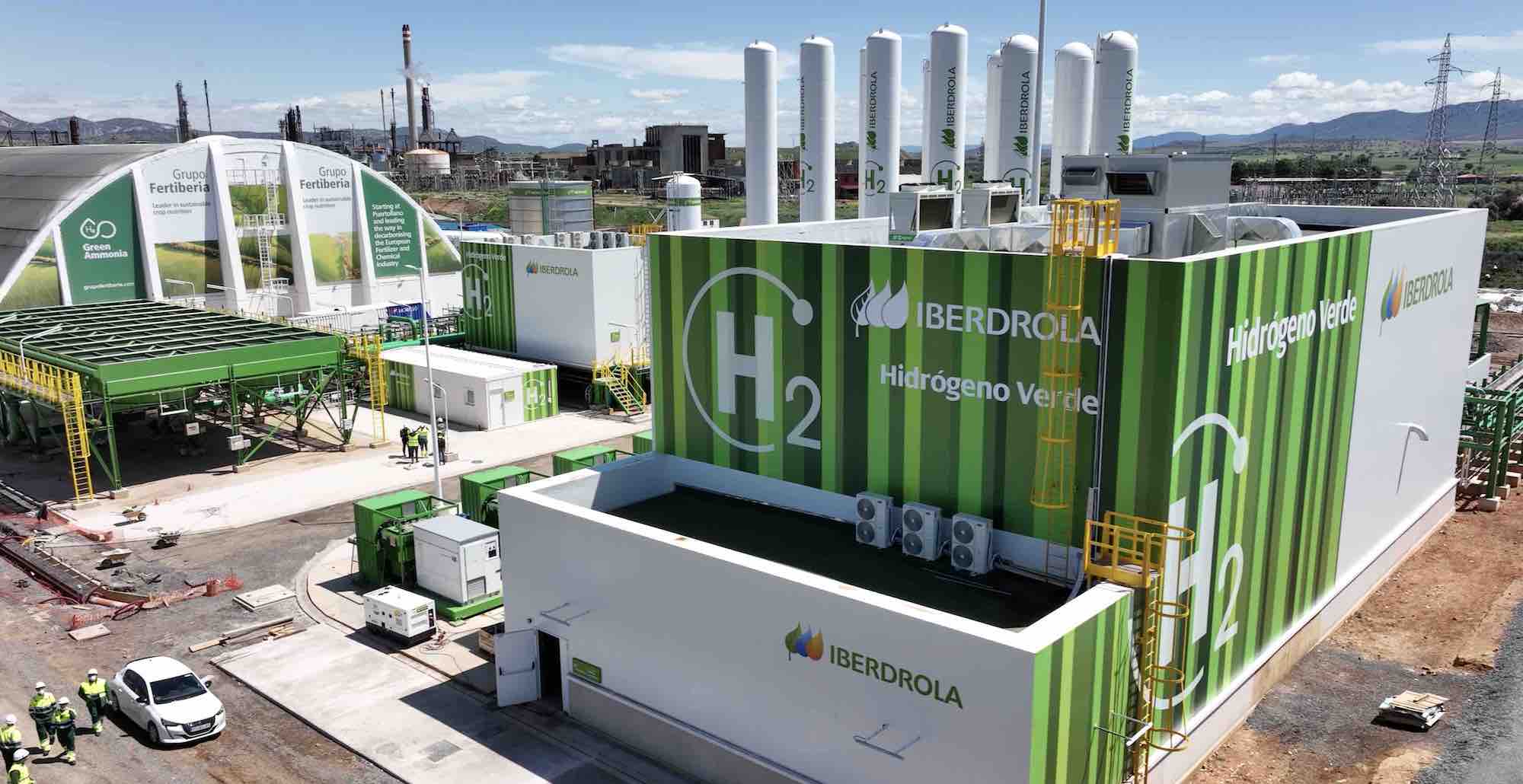 محطة هيدروجين أخضر تابعة لشركة إبيردرولا