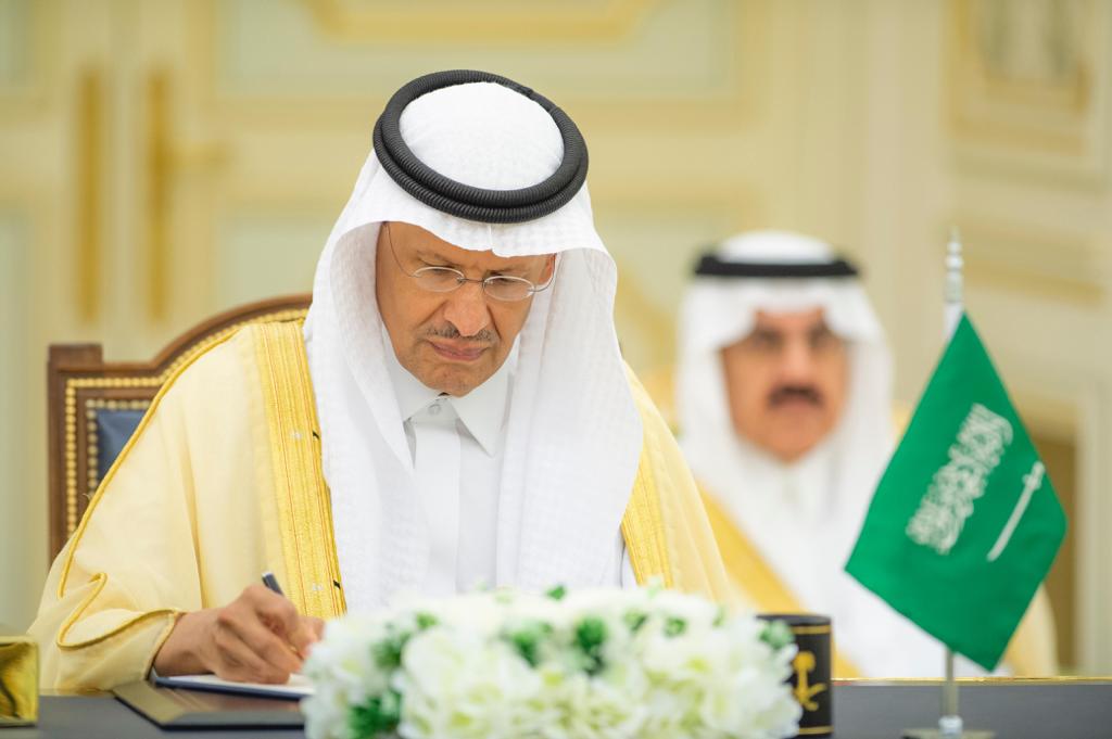 وزير الطاقة السعودي خلال مراسم توقيع اتفاقيات تعاون مع كوريا الجنوبية