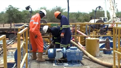 Photo of التنقيب عن النفط في أوغندا يتلقى ضربة بعد وقف تطوير حقل ضخم