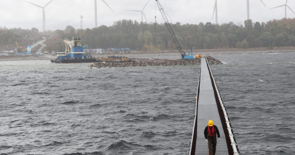 أحد مواقع امتداد خط أنابيب نقل الغاز بين فنلندا وإستونيا