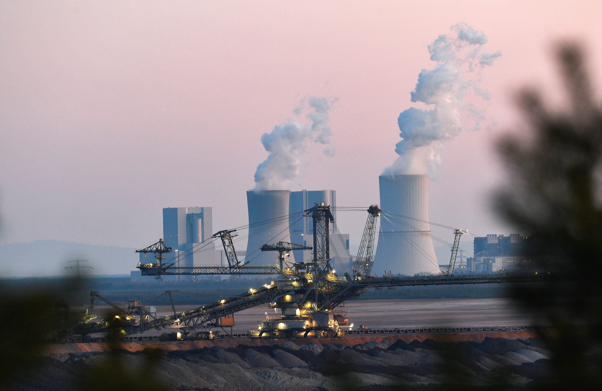 انبعاثات كربونية تنطلق من محطات كهرباء في ألمانيا 