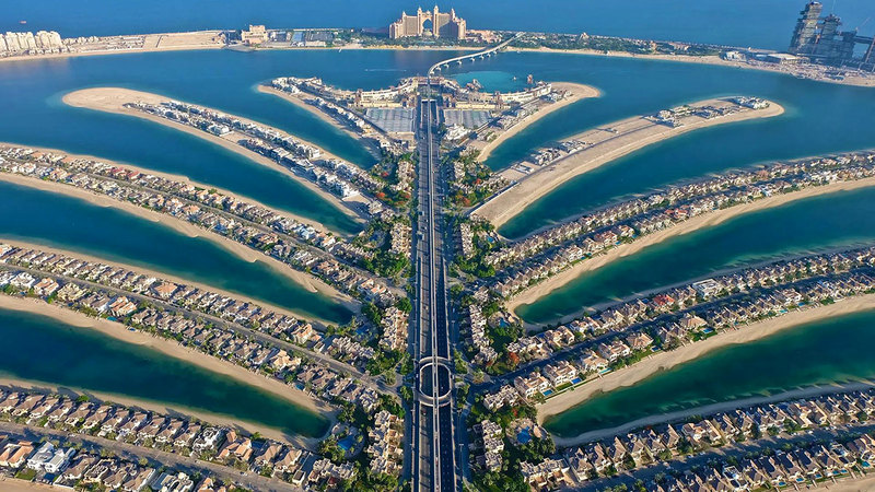 جزيرة نخلة جبيل علي في دبي بدولة الإمارات العربية المتحدة