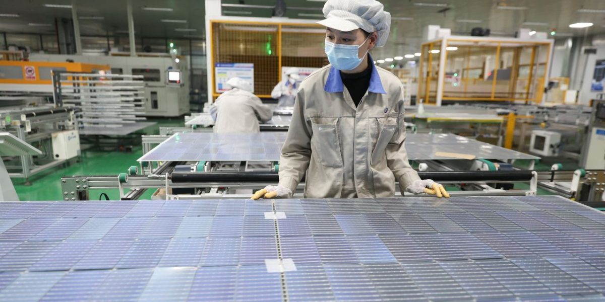 تصنيع الطاقة الشمسية في الصين
