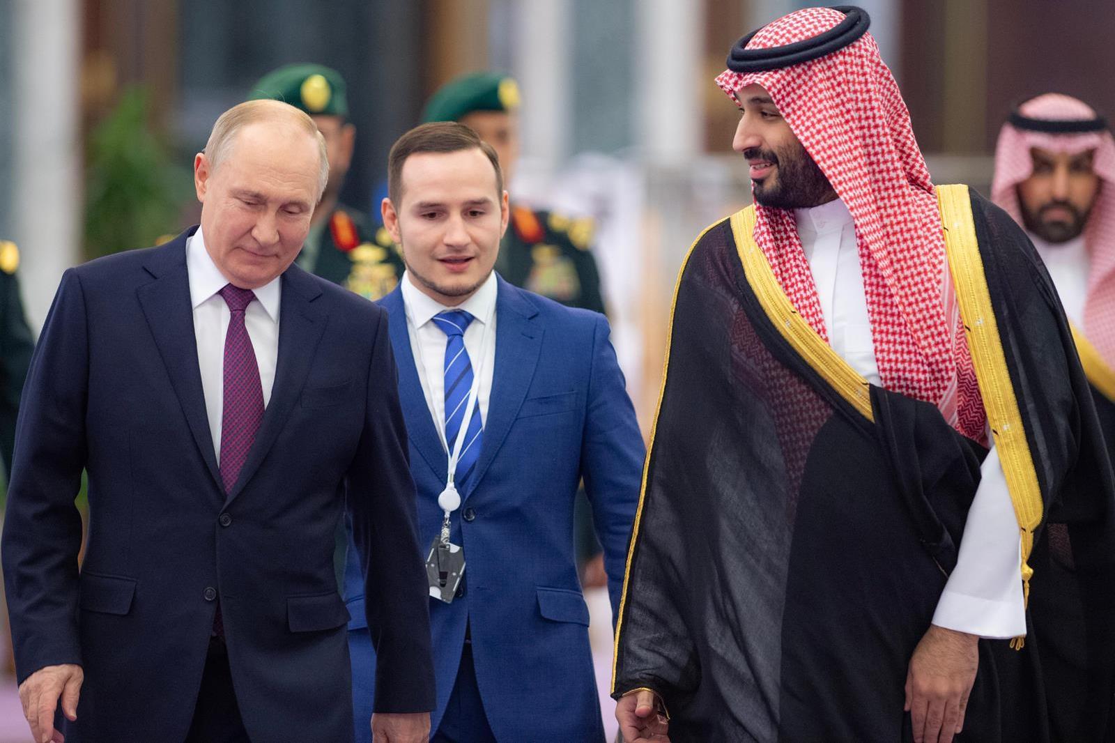 جانب من المباحثات السعودية الروسية في الرياض