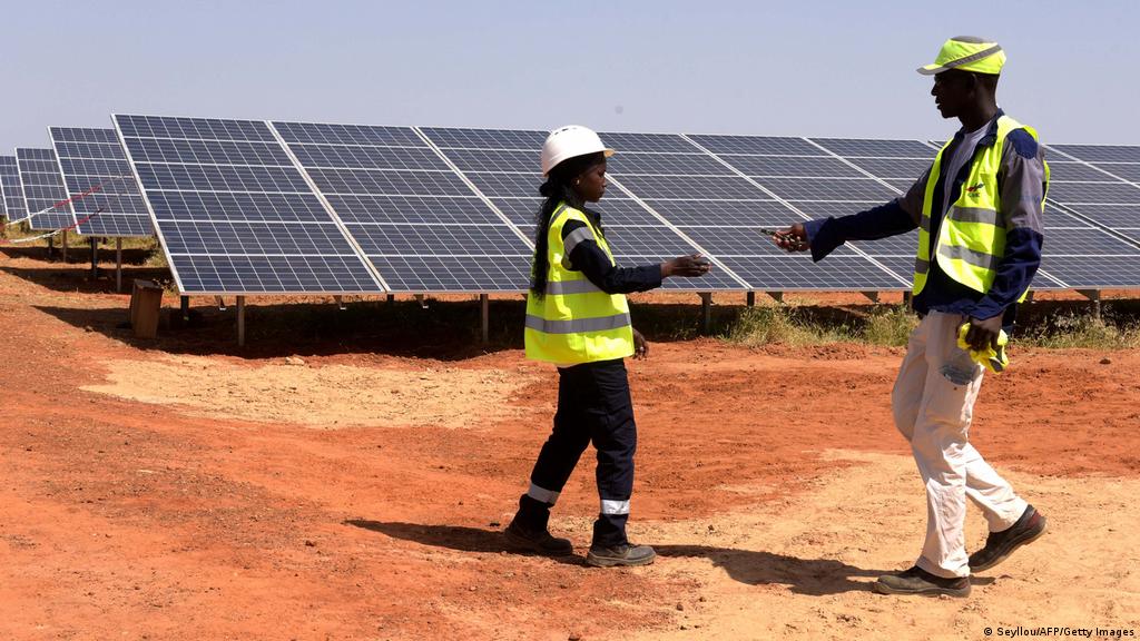 أحد مشروعات الطاقة الشمسية في أفريقيا