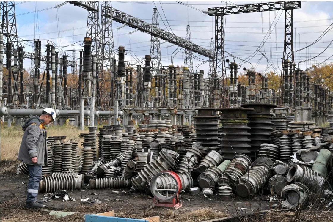 آثار تدمير شبكات الكهرباء في أوكرانيا