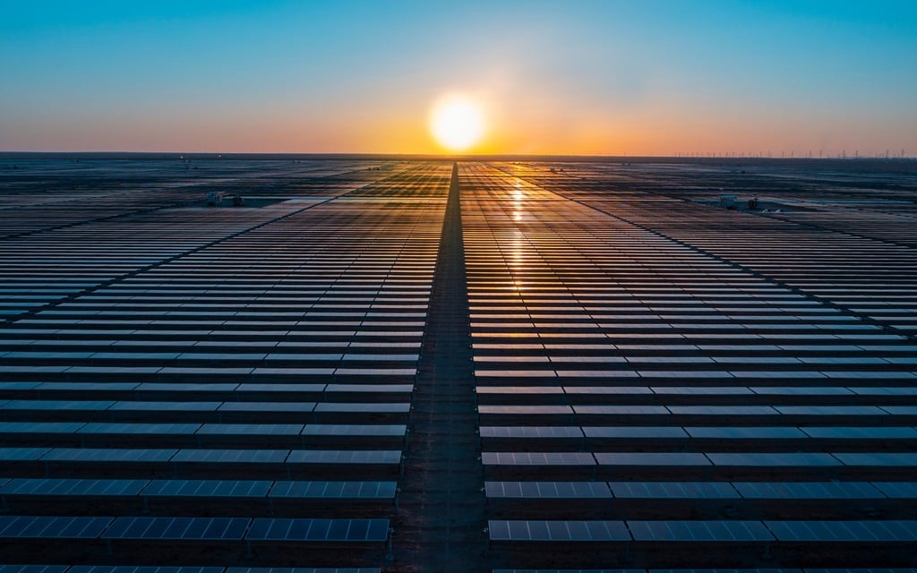 محطة طاقة شمسية تابعة لأكوا باور
