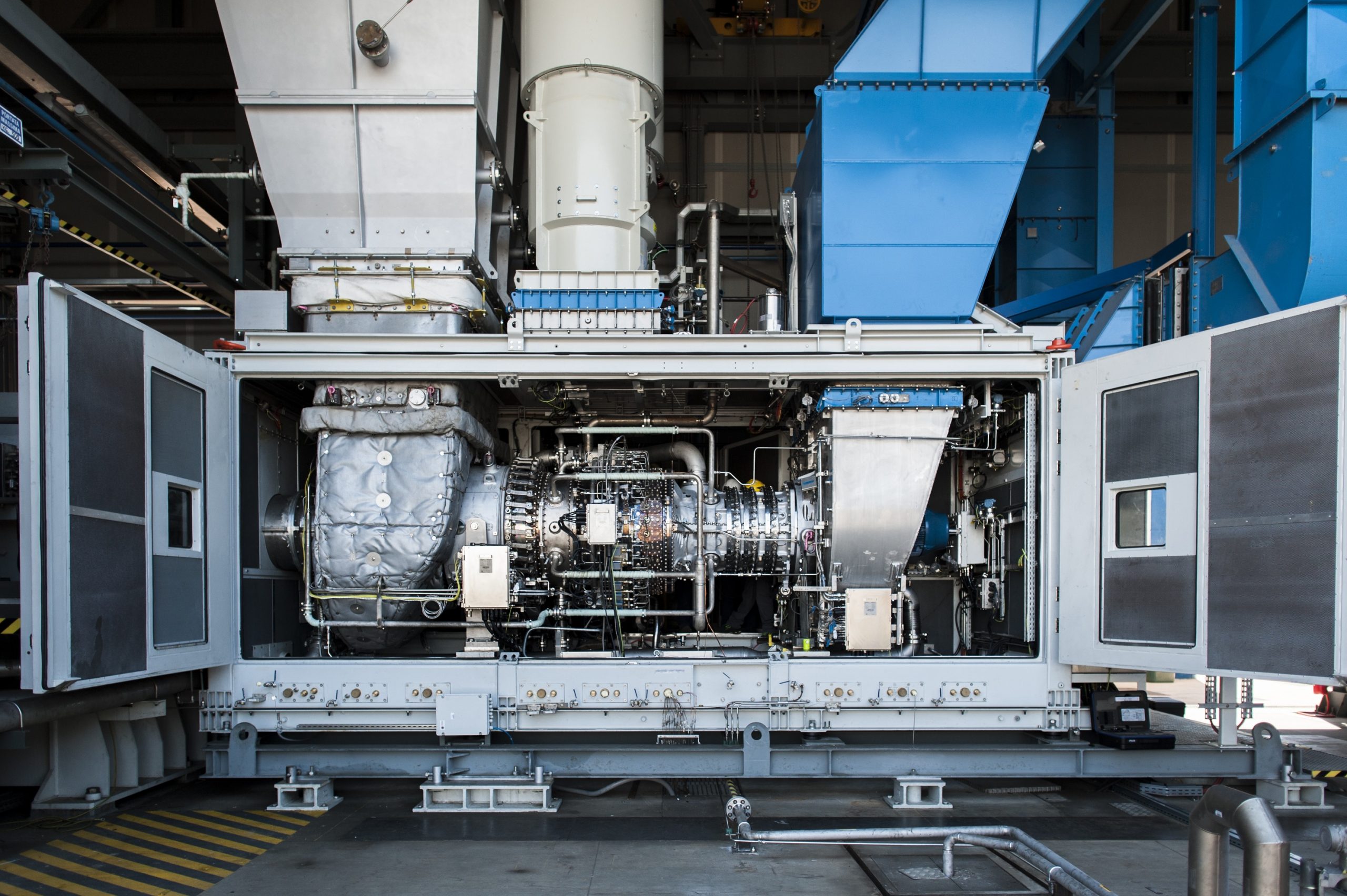 معدات من إنتاج شركة بيكر هيوز لاستعمال وقود الهيدروجين في محطات تعمل بالغاز