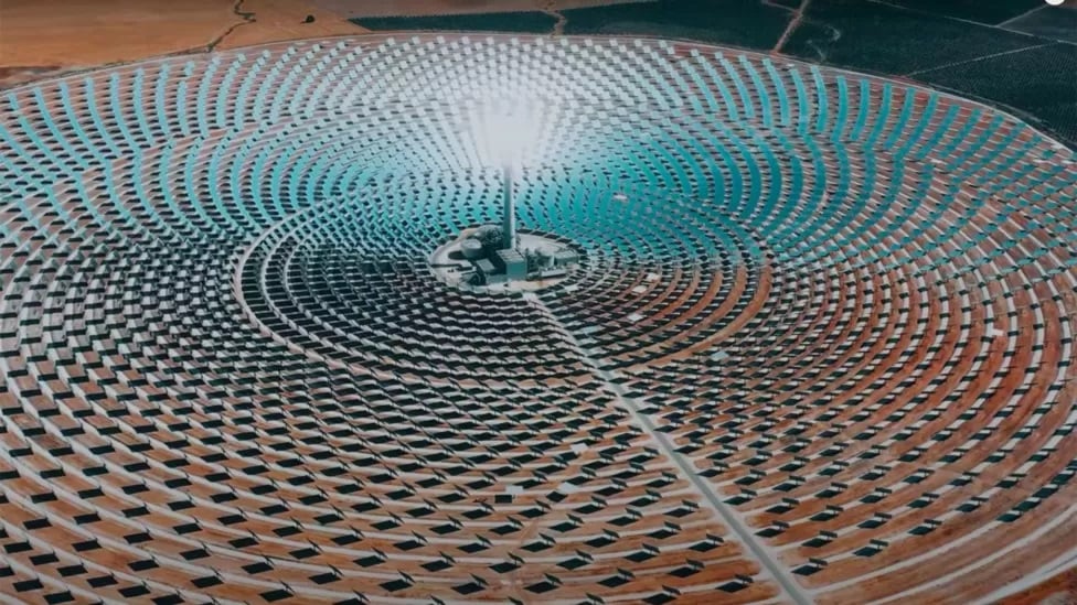 تصور لأحد مشروعات الطاقة الشمسية في السعودية بموقع مدينة نيوم