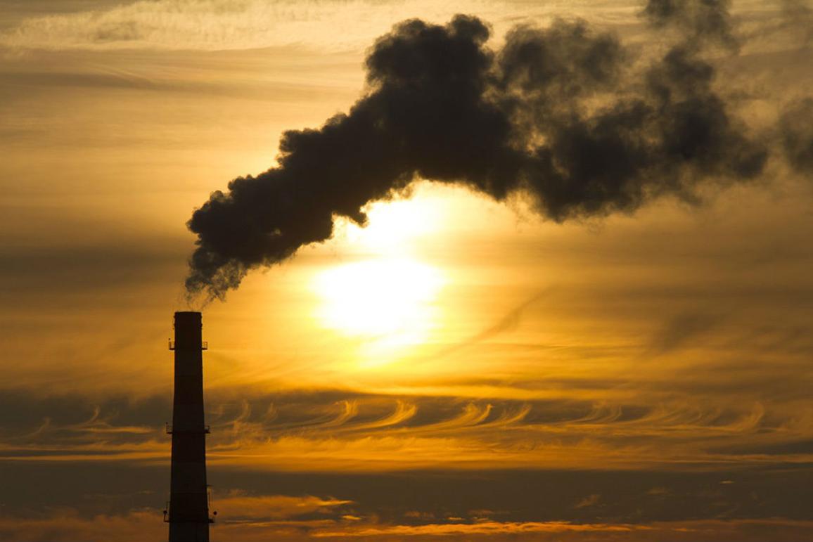 خطة تجارة انبعاثات تجارة الكربون في أستراليا تفشل بسبب المصنعين