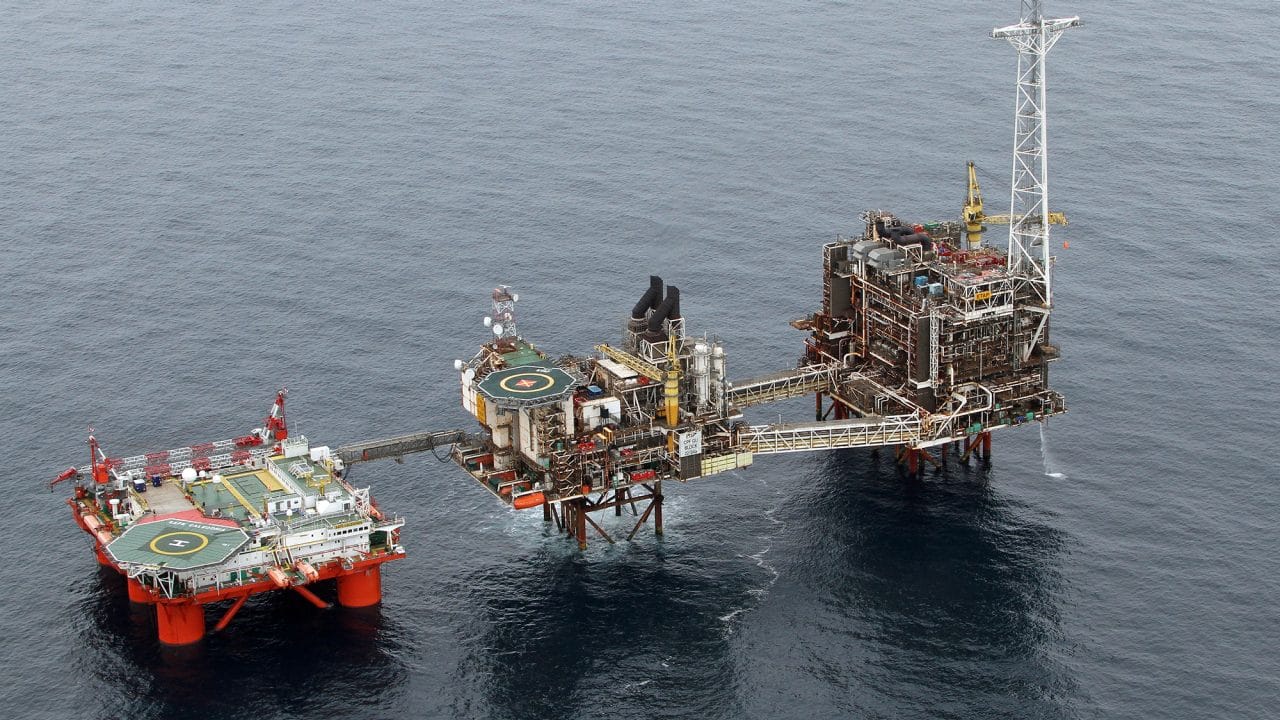 معدات للحفر والتنقيب عن النفط والغاز في بحر الشمال 