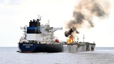 Photo of بـ10 هجمات على سفن البحر الأحمر.. الحوثيون يتحدون "حارس الازدهار"