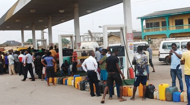 ندرة الوقود في نيجيريا