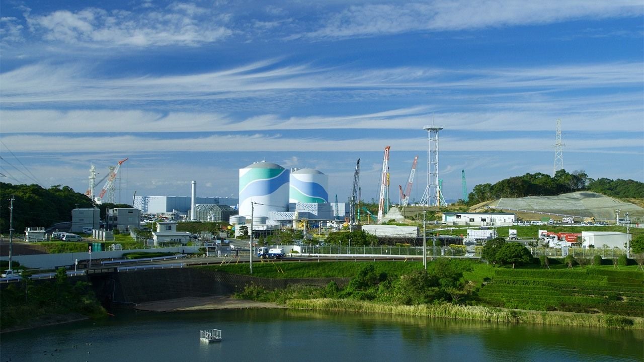 محطة كهرباء تعمل بالطاقة النووية في اليابان