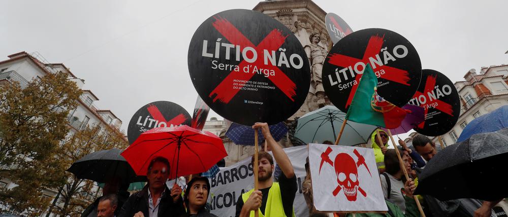 اعتراضات سكان شمال البرتغال على مشروع منجم ليثيوم