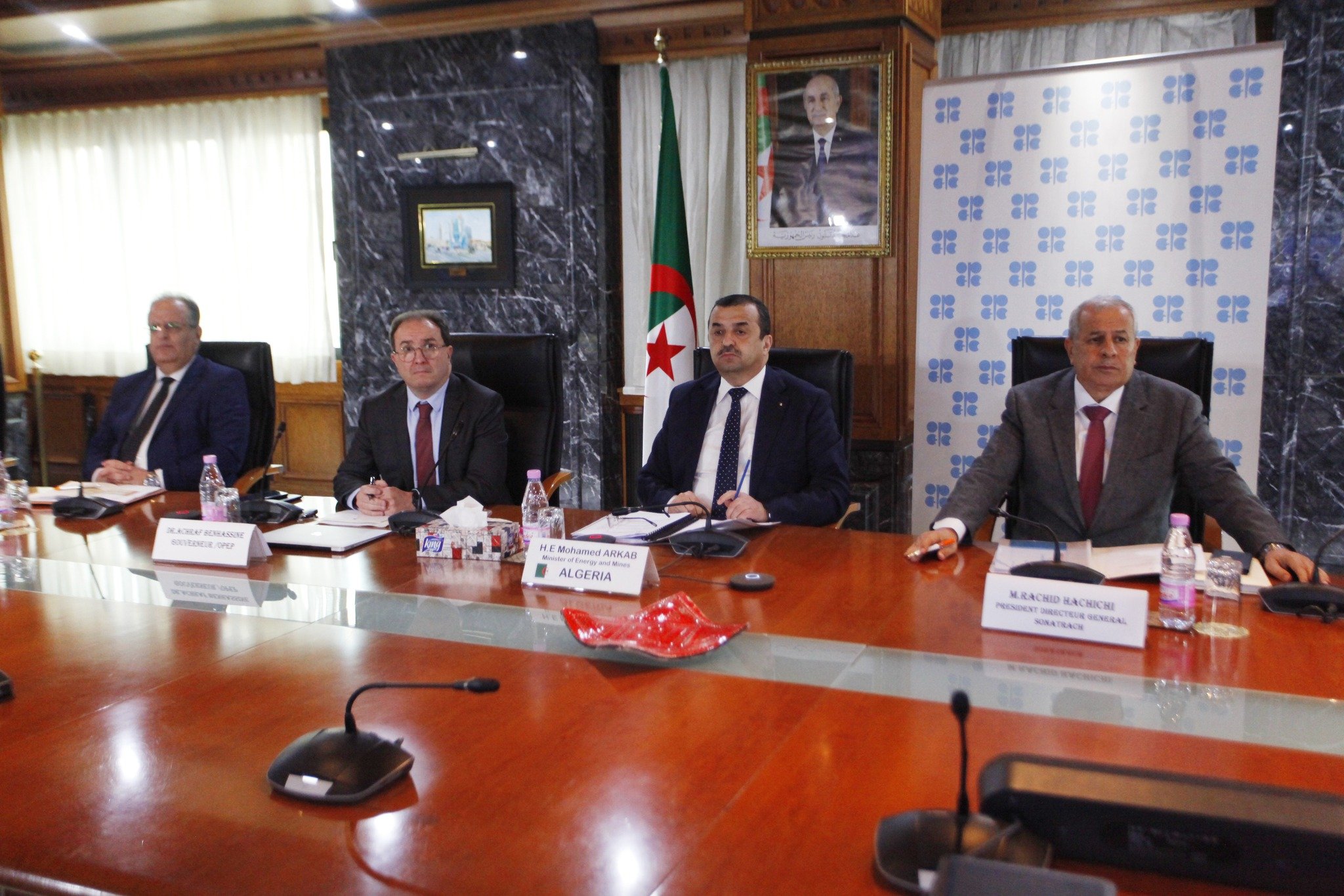 وزير الطاقة الجزائري خلال مشاركته في اجتماع تحالف أوبك+