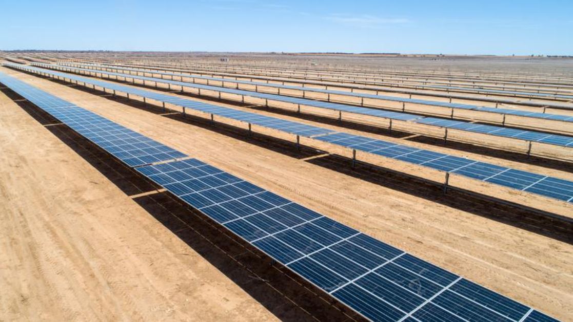 مزرعة طاقة شمسية في أستراليا