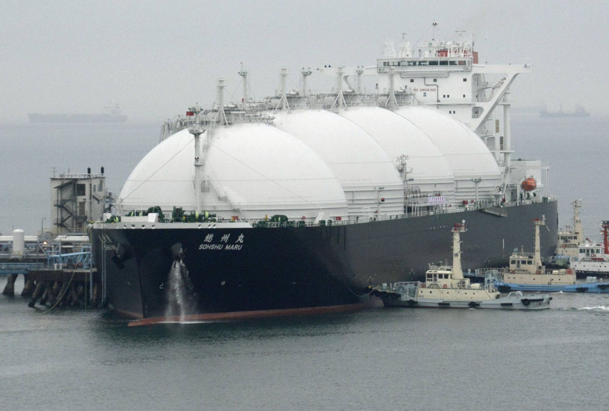 واردات اليابان من الغاز المسال