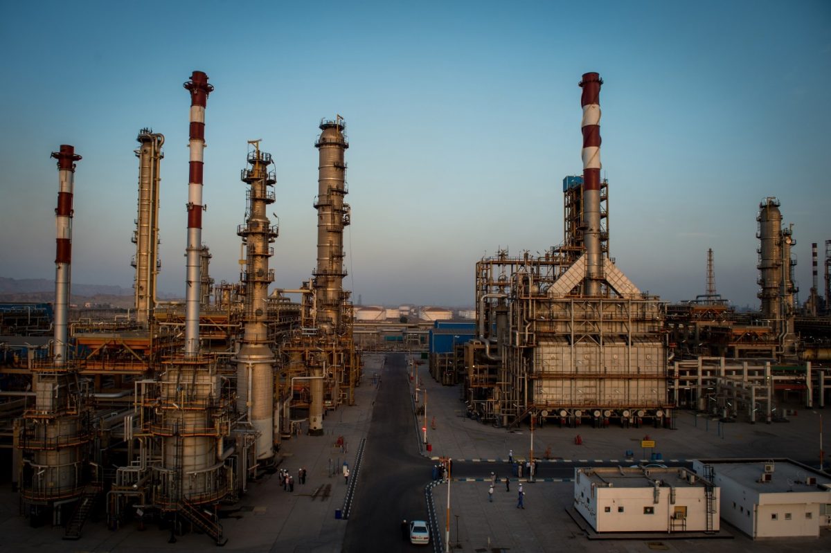 مصفاة مكثفات الغاز في مدينة بندر عباس الإيرانية