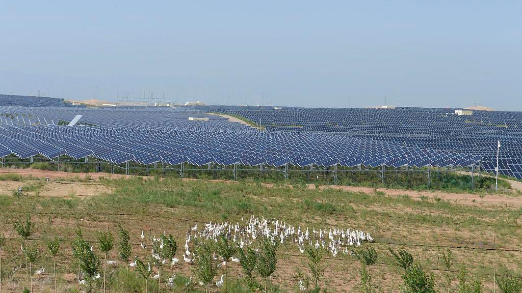 أحد مشروعات الطاقة الشمسية في الصين
