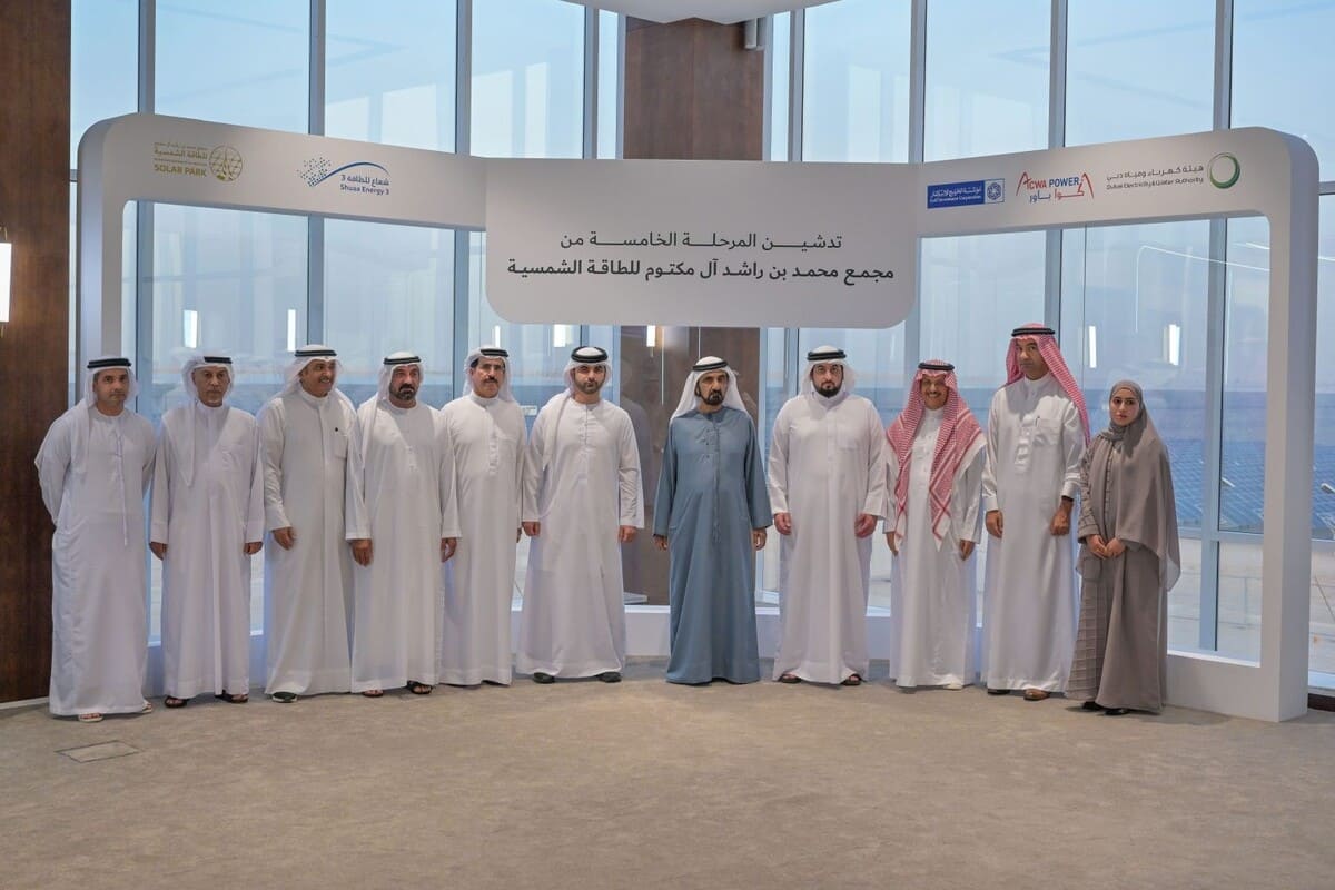 نائب رئيس دولة الإمارات يدشّن المرحلة الخامسة من مجمع محمد بن راشد للطاقة الشمسية