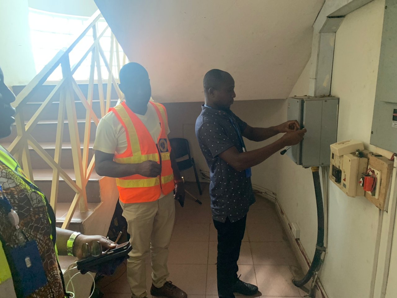 سرقة الكهرباء في غانا