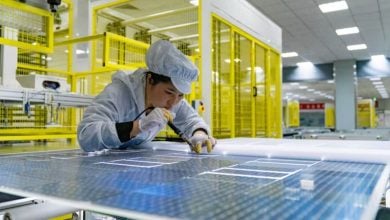 Photo of أسعار ألواح الطاقة الشمسية الصينية تهدد طموحات المصانع الأميركية (تقرير)