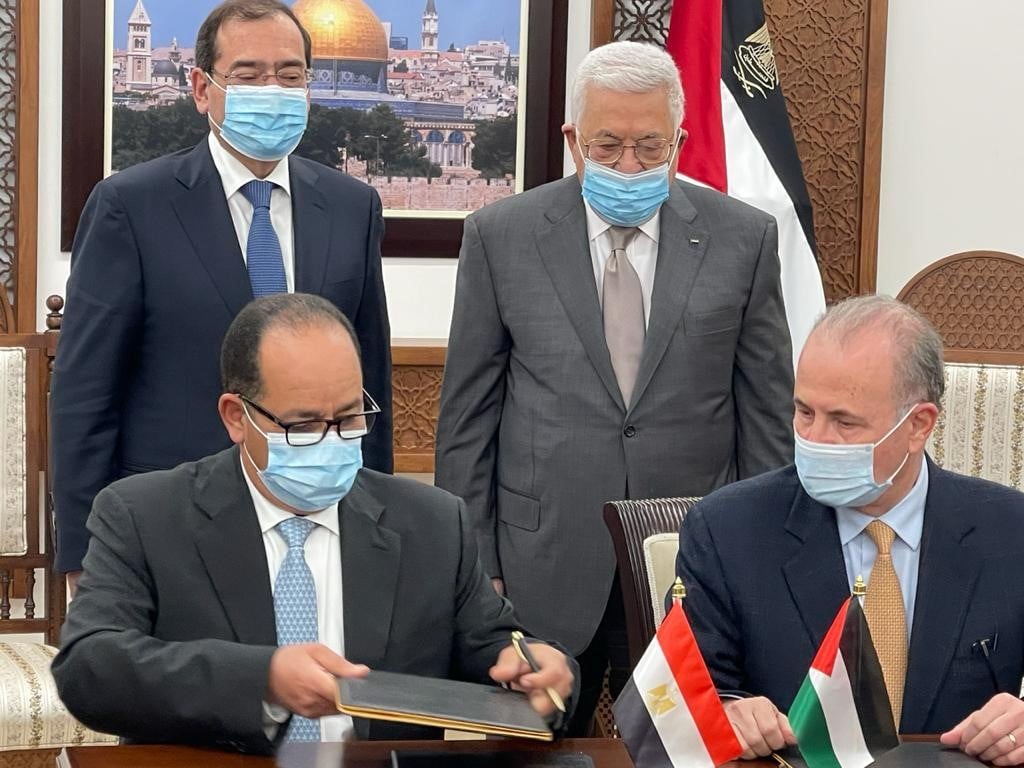 جانب من توقيع اتفاق تطوير حقل غزة مارين بين مصر وفلسطين 