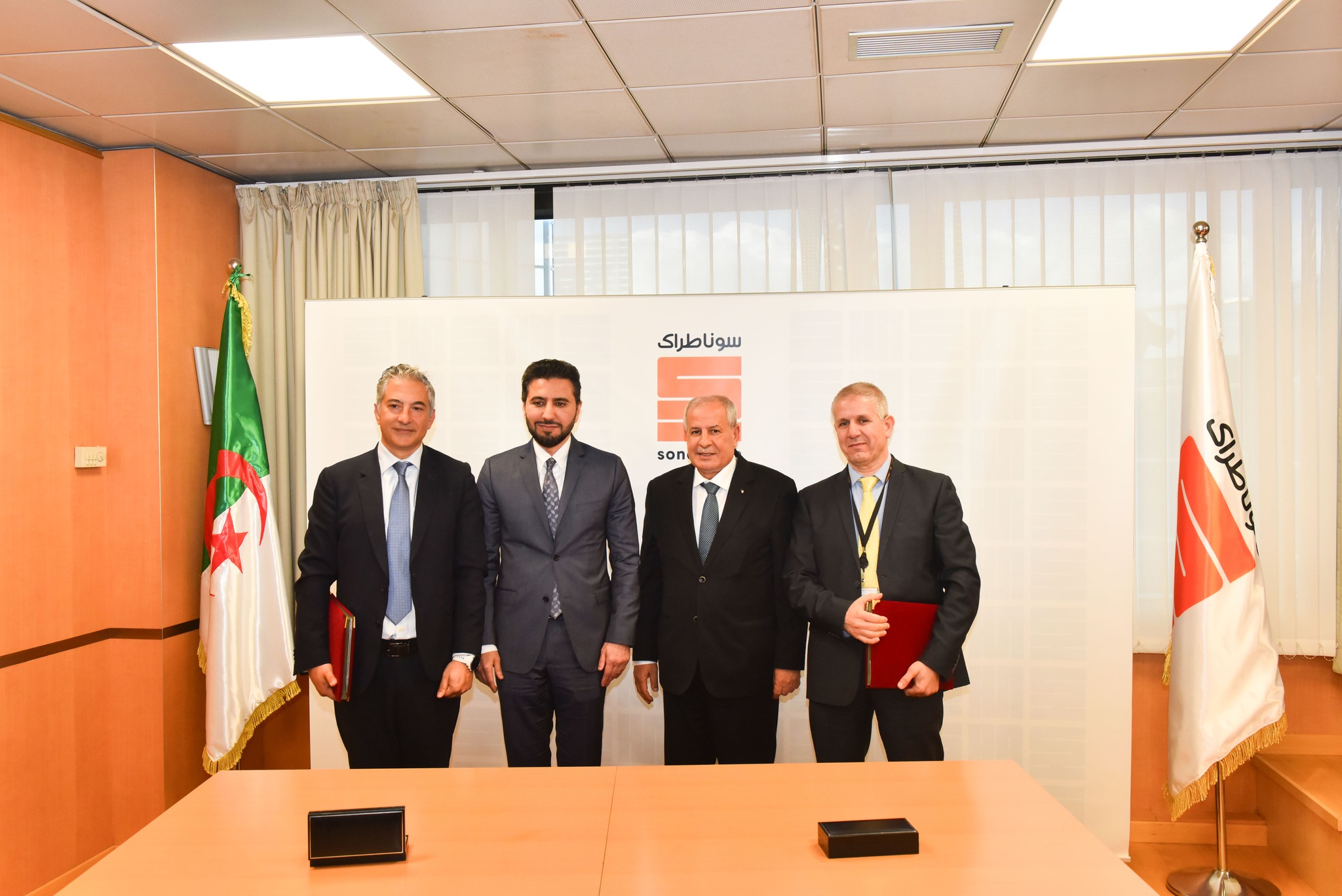 اتفاقية لتطوير مكامن الغاز في الجزائر