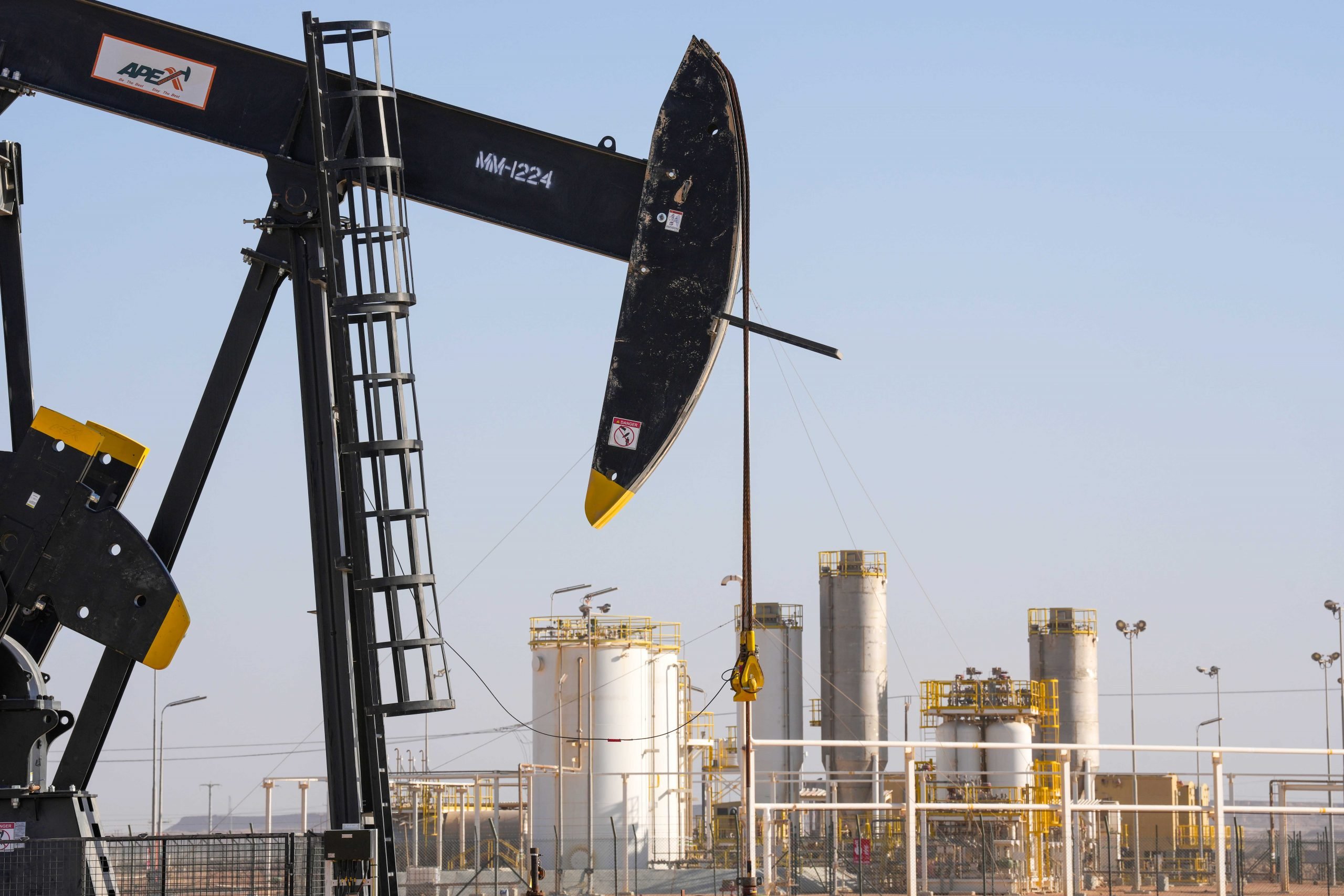 منصة بأحد حقول النفط في سلطنة عمان