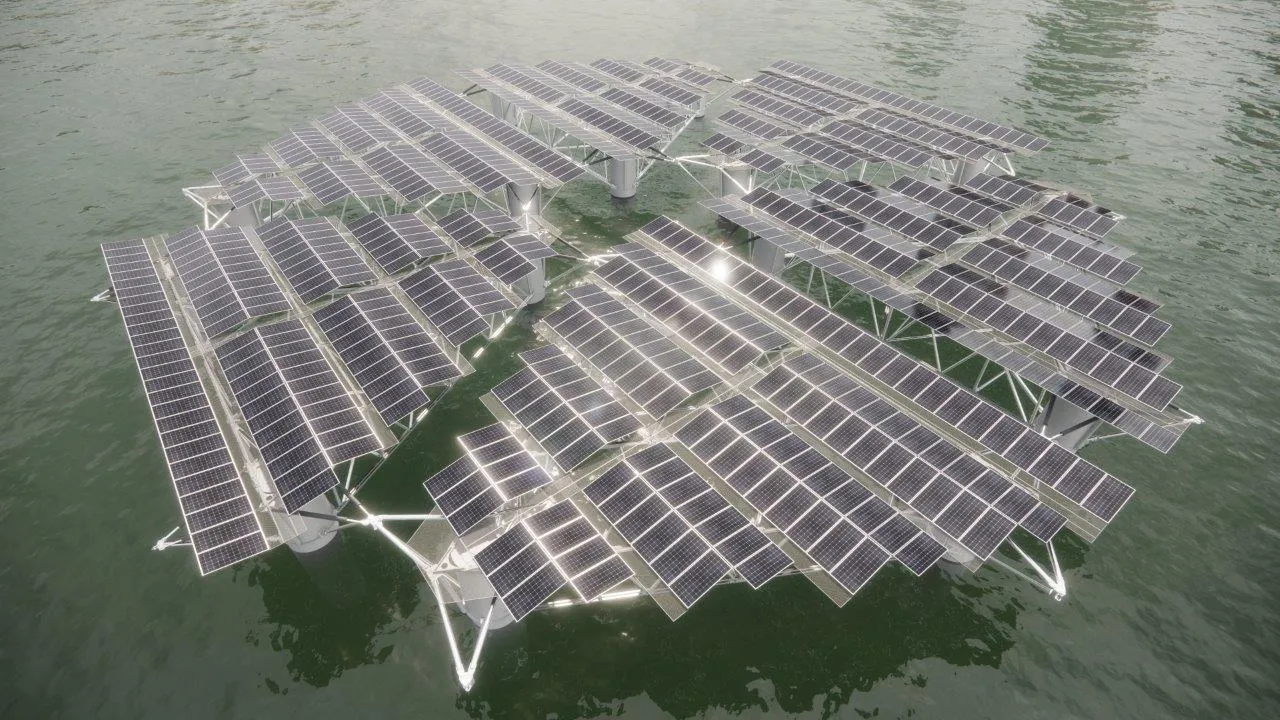 أكبر محطة طاقة شمسية عائمة في العالم