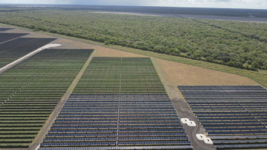 Photo of أكبر مشروع طاقة شمسية عالميًا لشركة إيني الإيطالية