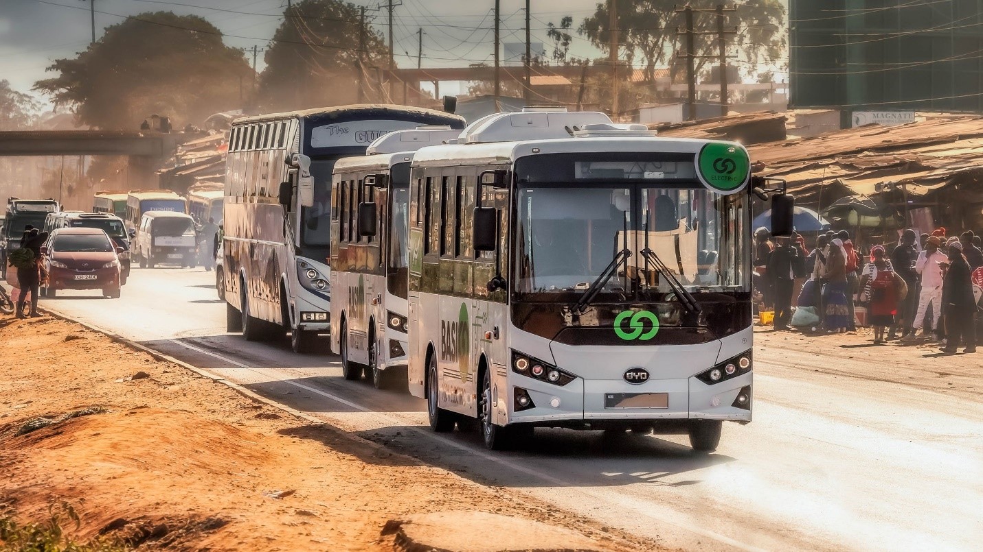 الحافلات الكهربائية في العاصمة الكينية