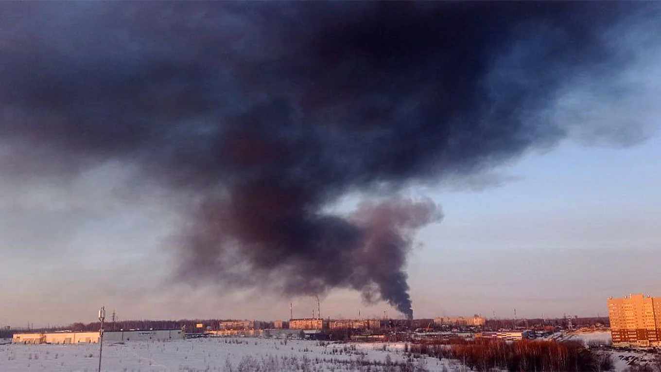 آثار الهجوم الأوكراني على مصفاة ريازان الروسية