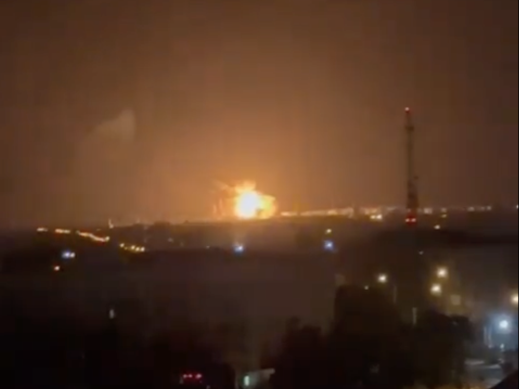 نيران في مصفاة سلافيانسك الروسية بسبب الهجمات الأوكرانية