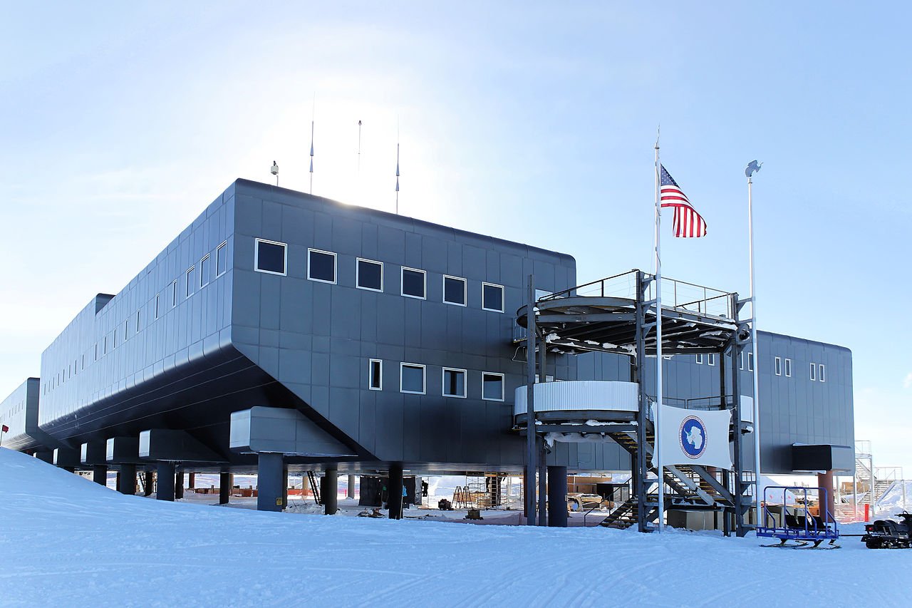 الطاقة المتجددة تشغل محطة أمندسن سكوت البحثية الأميركية في القطب الجنوبي