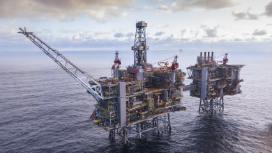 Photo of مسؤولة نقابية: وقف تراخيص النفط والغاز في بحر الشمال خيانة تاريخية