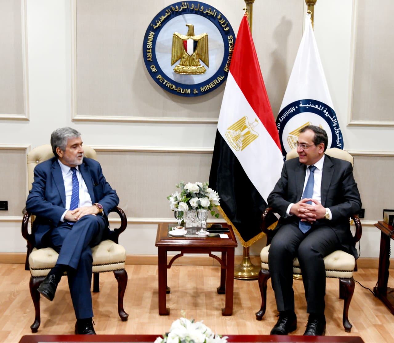 جانب من لقاء وزير البترول المصري ووفد شركة إيناب