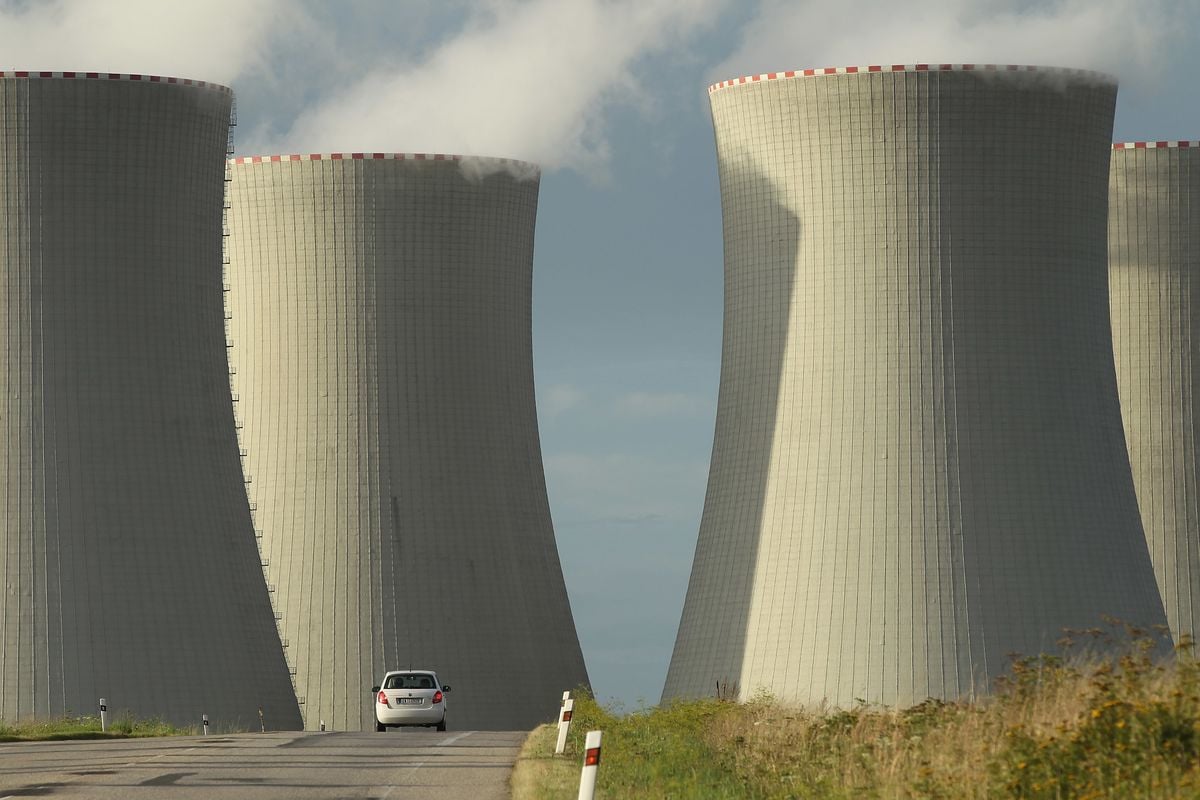 مفاعلات لمحطة طاقة نووية