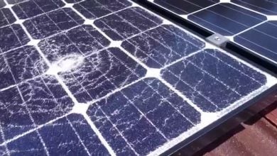 Photo of ألواح الطاقة الشمسية تواجه خطر العواصف الثلجية.. ما الحل؟