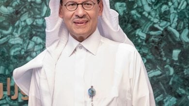 Photo of وزير الطاقة السعودي خلال توقيع عقود حقل الجافورة: لن يهزمنا أحد.. وهؤلاء سيندمون