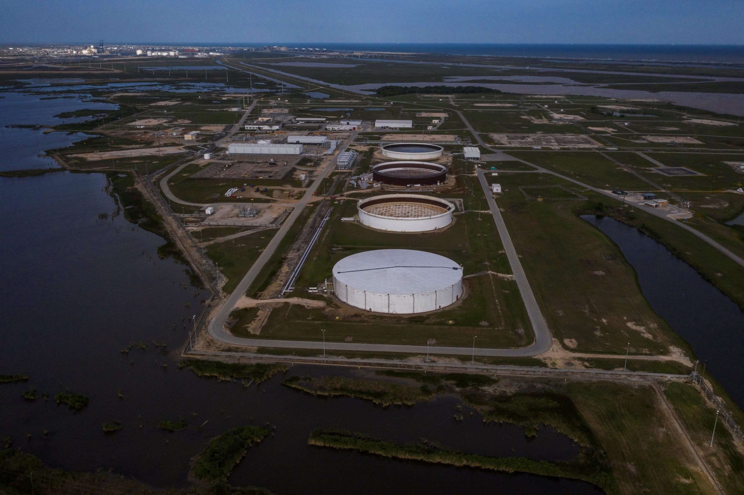 موقع لتخزين النفط في تكساس الأميركية
