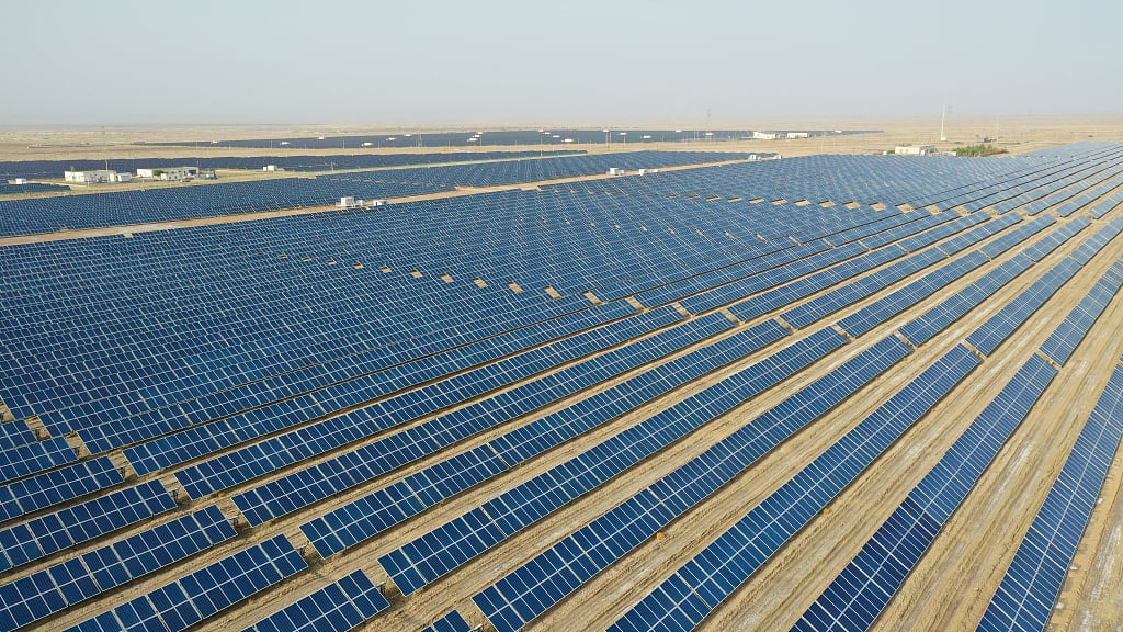 أكبر محطة طاقة شمسية في الصين