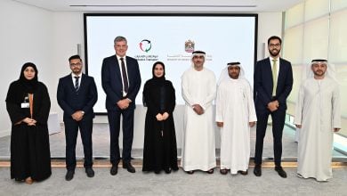 Photo of إطلاق مشروع لنشر 1000 محطة شحن سيارات كهربائية في الإمارات