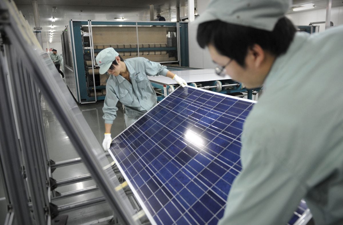 تصنيع مكونات الطاقة الشمسية في الصين 