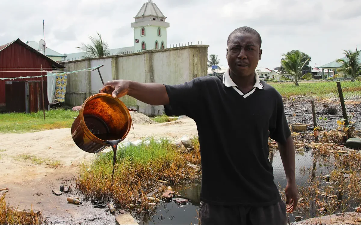 تسريب النفط في نيجيريا
