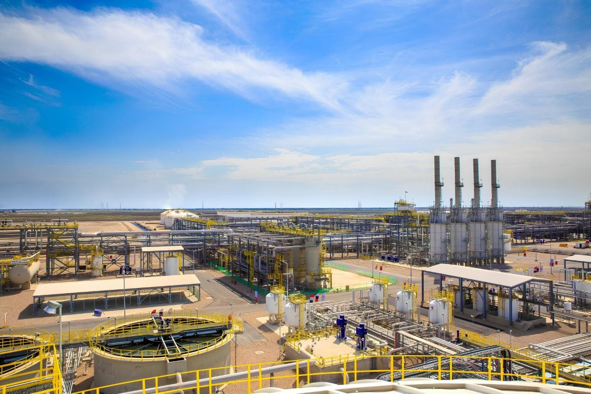 حقل غرب القرنة 2 النفطي العراقي