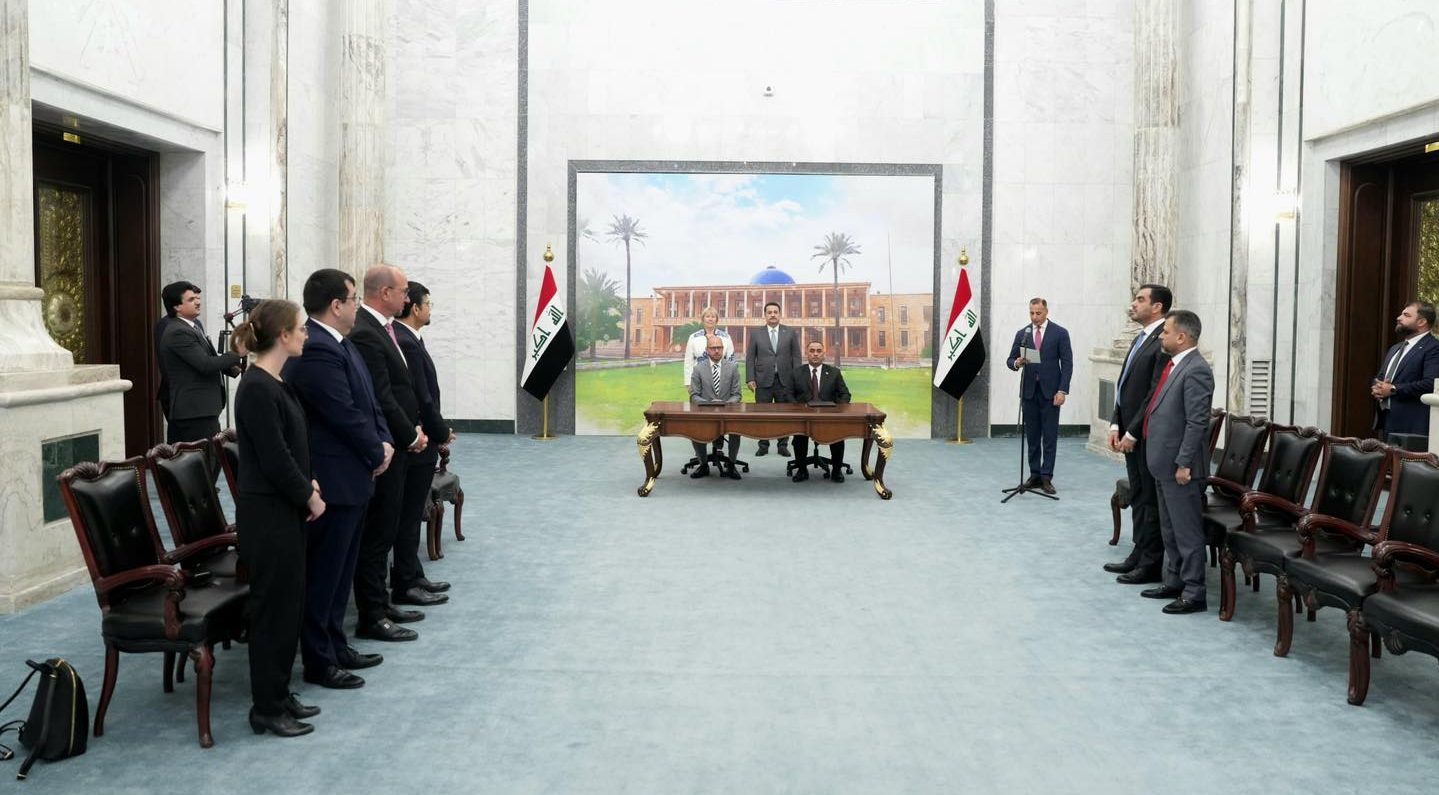 من مراسم توقيع اتفاقية التعاون في مجال الكهرباء بين وزارة الكهرباء العراقية وشركة سيمنس إنرجي الألمانية