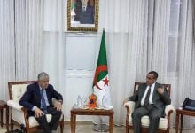 Photo of الجزائر تبحث فرص توطين صناعة المحولات الكهربائية